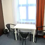 Bed & Breakfast Economic Rooms- 24h Self Check-in Poznań