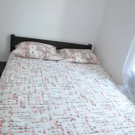 Economic Rooms- 24h Self Check-in Bed & Breakfast *