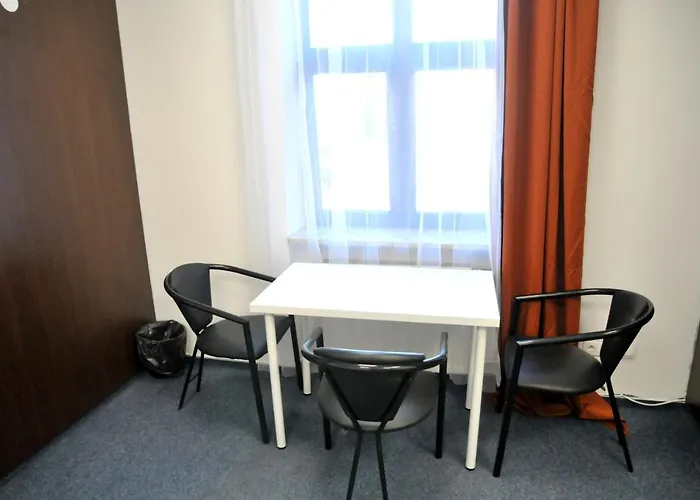 Bed and Breakfast Economic Rooms- 24h Self Check-in Πόζναν